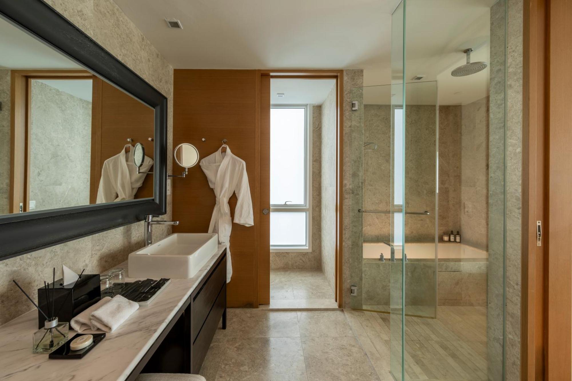 แลนสัน เพลซ บูกิต ซีลอน เซอร์วิส เรสซิเดนส์ Aparthotel กัวลาลัมเปอร์ ภายนอก รูปภาพ